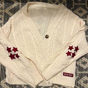 Taylor Swift red cardigan never worn.